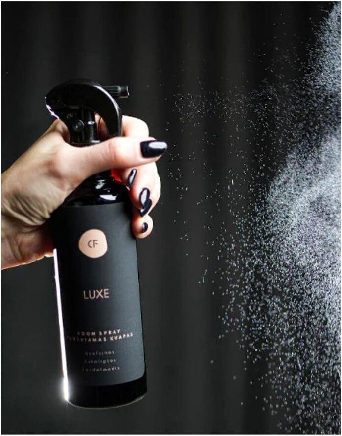 Izsmidzināms aromāts "Šampanieša nams"