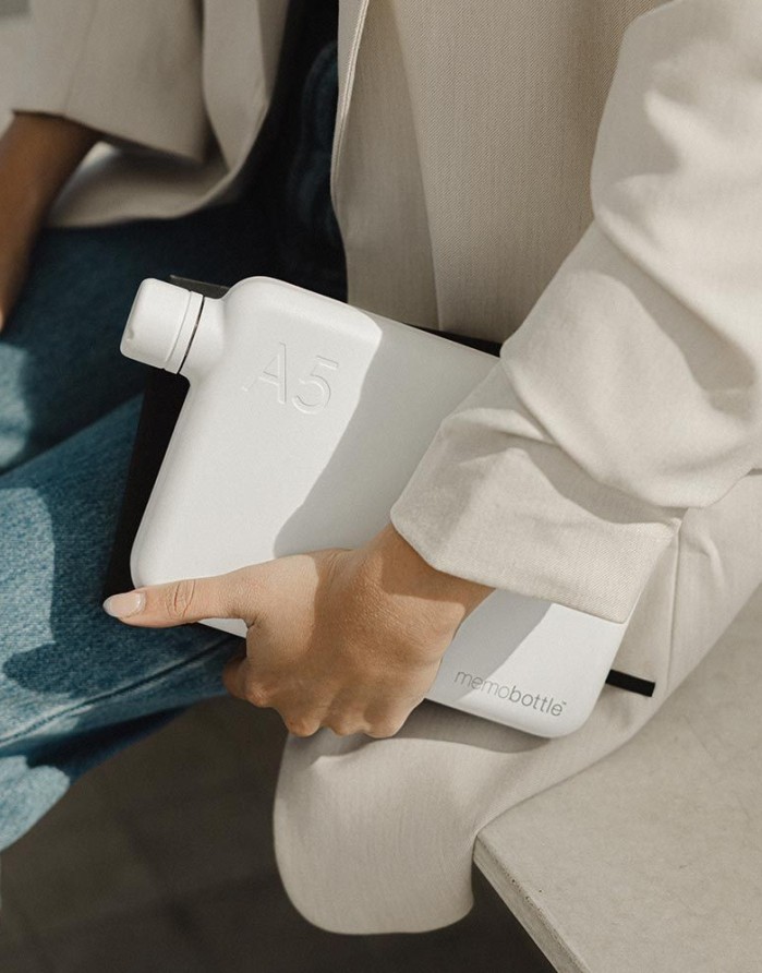 Бутылка питьевая "Memo White A5" 1,05 мл