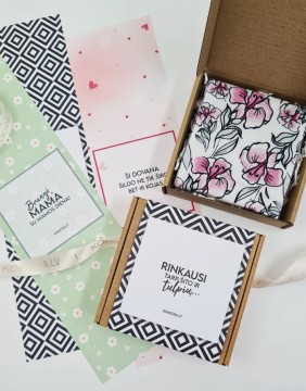 Socks Gift set for HER "Pink Flowers"