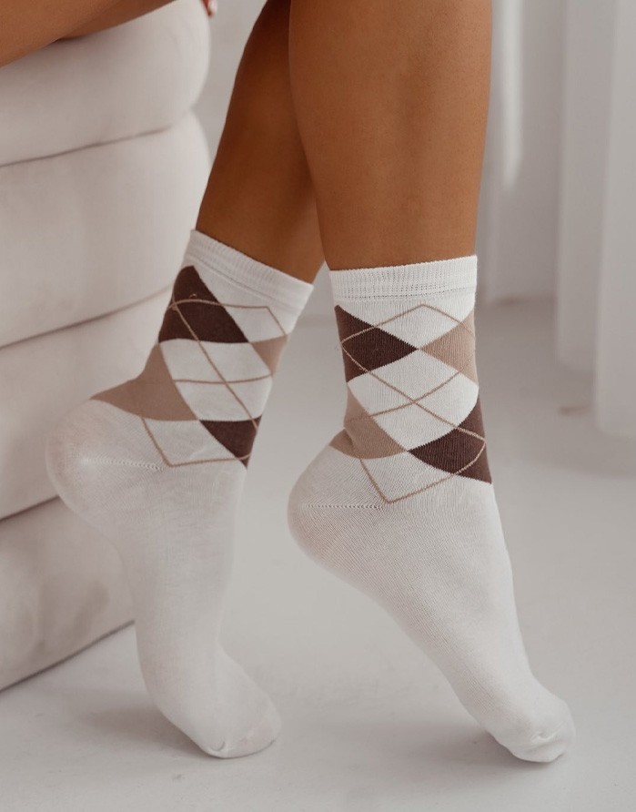 Women's socks "Classic Diamond" Cream