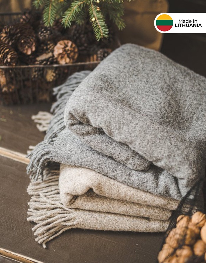 Natural wool blanket "Jaukumas Brown" 140x200 cm