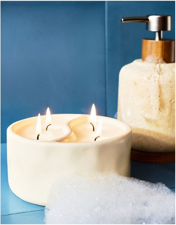 Scented candle "COZY Vanilla Honey" 130 g