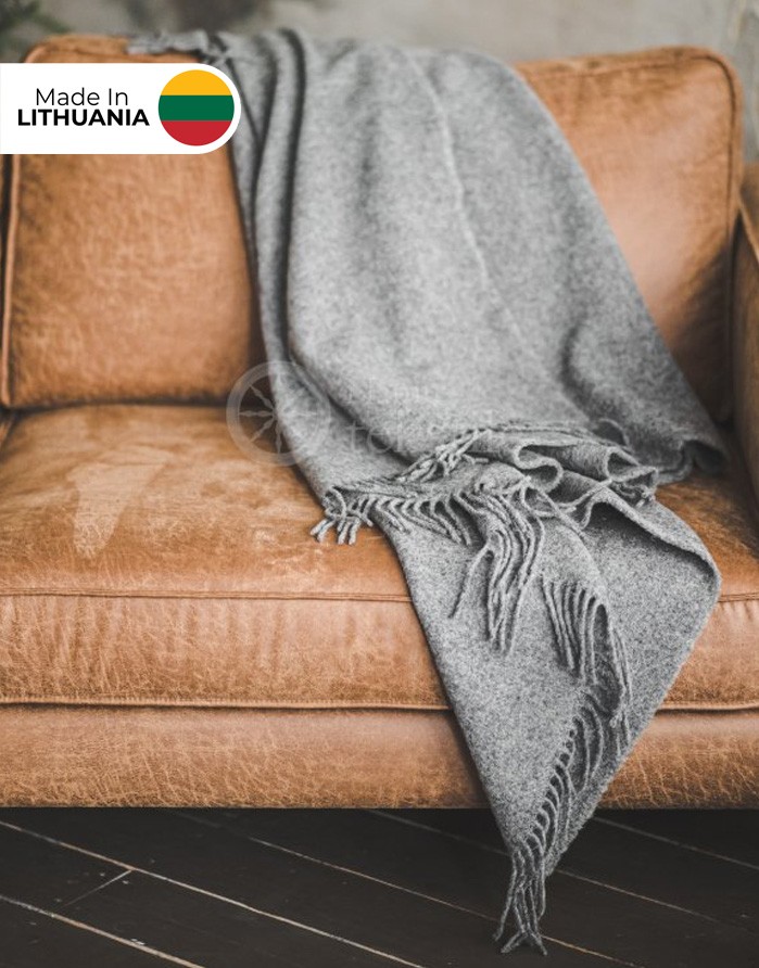 Dabīgas vilnas sega "Jaukumas Grey" 140x200 cm