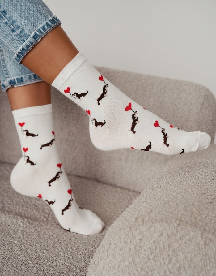 Women's socks "Valentine Dachshund Dog Ecru"