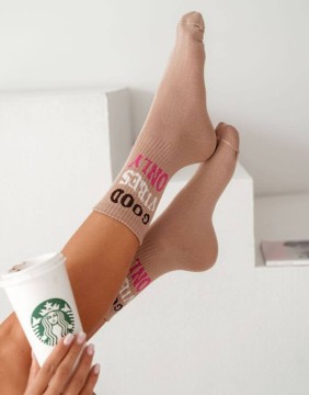 Sieviešu zeķes "Good vibes only Beige"