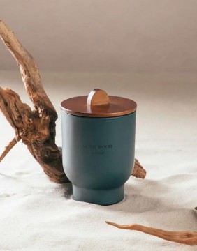 Ароматическая свеча "Sable Wood, Secret Garden" 400 g