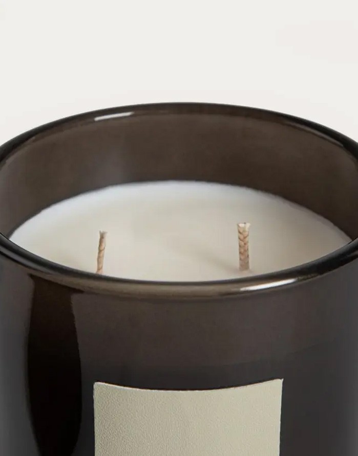 Aromātiska svece "Urban Leather, Eucalyptus Patchouli" 380 g