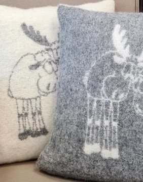 Natural wool pillow "Elk Grey"