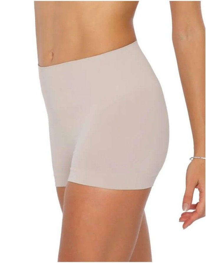 Biksīšu veidošana Short "Emana"