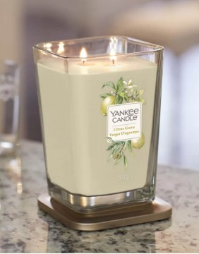 Scented candle YANKEE CANDLE, Citrus Grove, 552 g