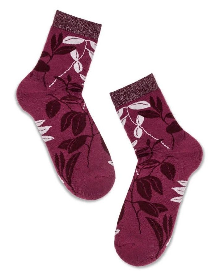 Women's socks "Leaf in Bordo"