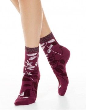 Women's socks "Leaf in Bordo"