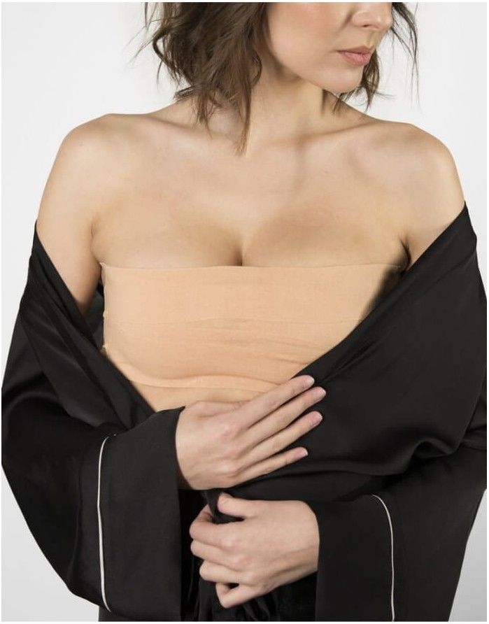 Modelling Breast Tape "Secret Tape"