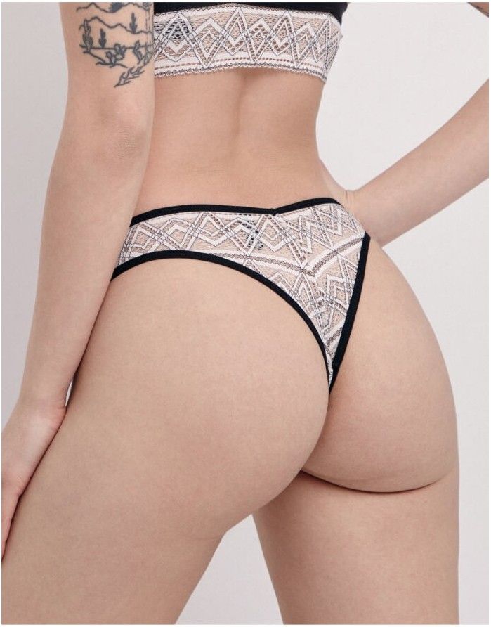 Женские трусики  "Hot"